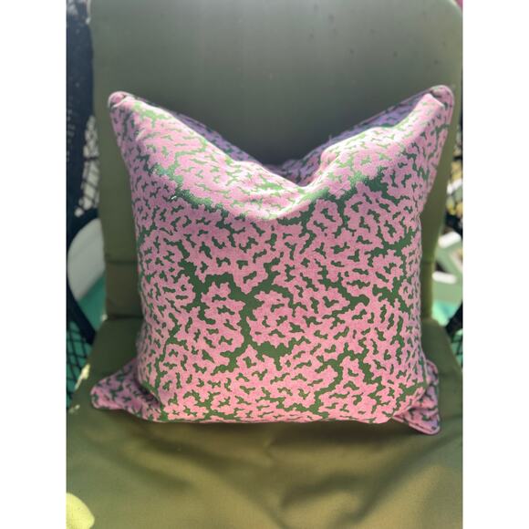 Thibaut pillow coverlets by the Sojourn collection-2 - Picture 2 of 4